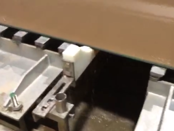 瓦楞纸造纸机